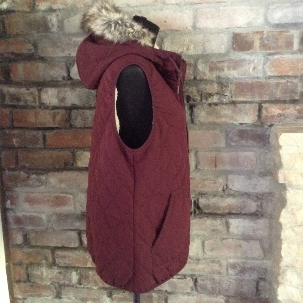 Eddie Bauer Quilted Vest - Picture 3 of 7